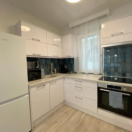 Apartment Sunshine Homes