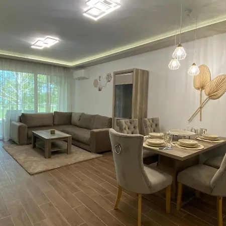 Sunshine Homes * Замарди