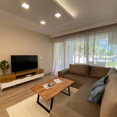 Sunshine Homes * Zamárdi