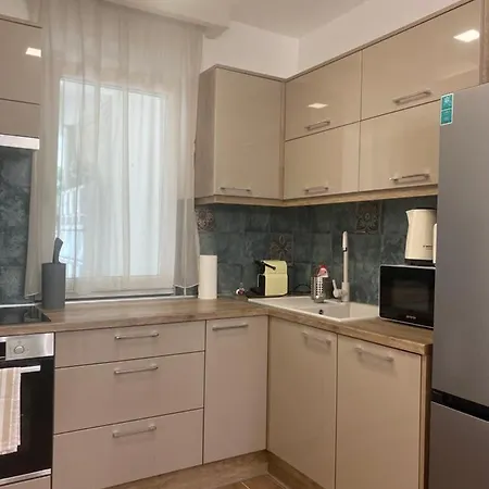 Sunshine Homes Zamárdi