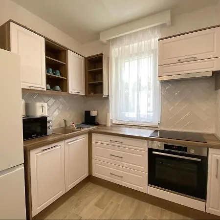 Sunshine Homes Apartment *