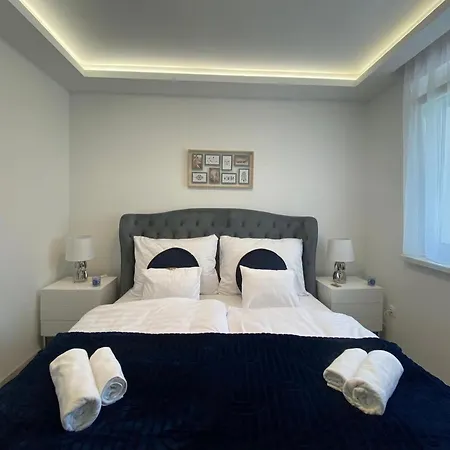 Sunshine Homes Apartment *