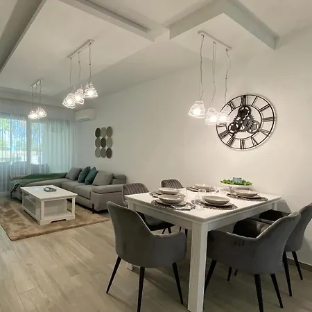 Daire Sunshine Homes *