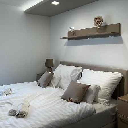 Апартаменты Sunshine Homes