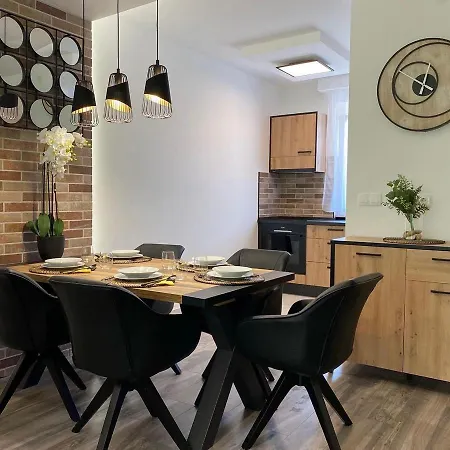 Sunshine Homes Апартаменты *