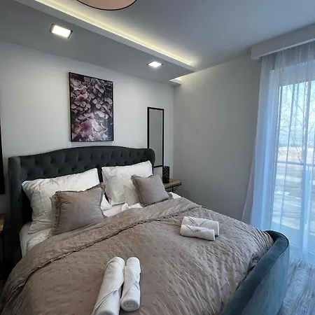 Sunshine Homes Apartment *