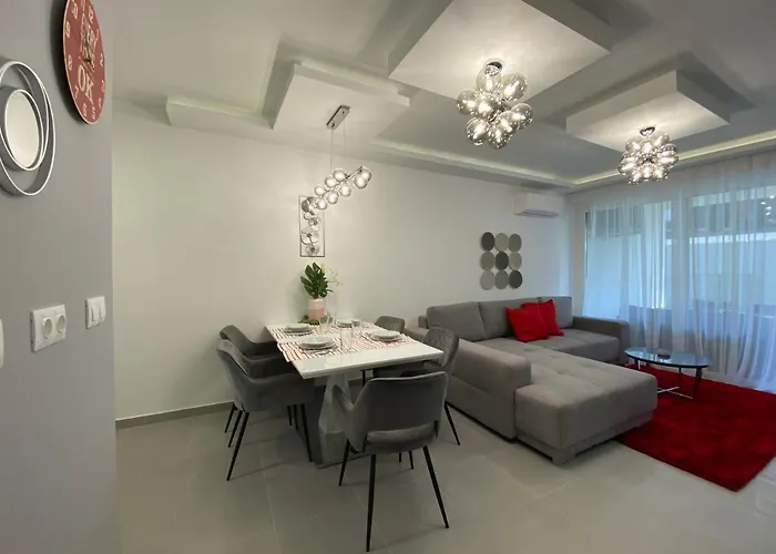 Sunshine Homes Appartamento Zamárdi