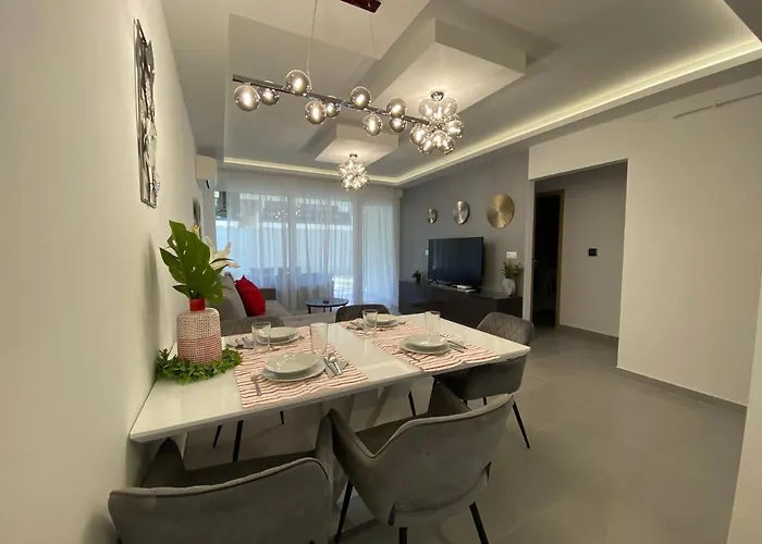 Sunshine Homes Appartamento Zamárdi
