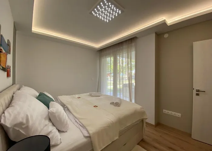 Sunshine Homes Appartamento Zamárdi