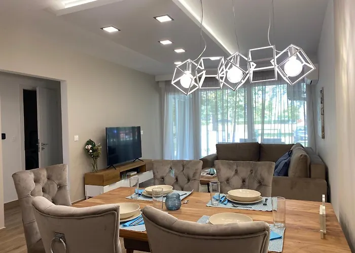 Sunshine Homes Appartamento Zamárdi