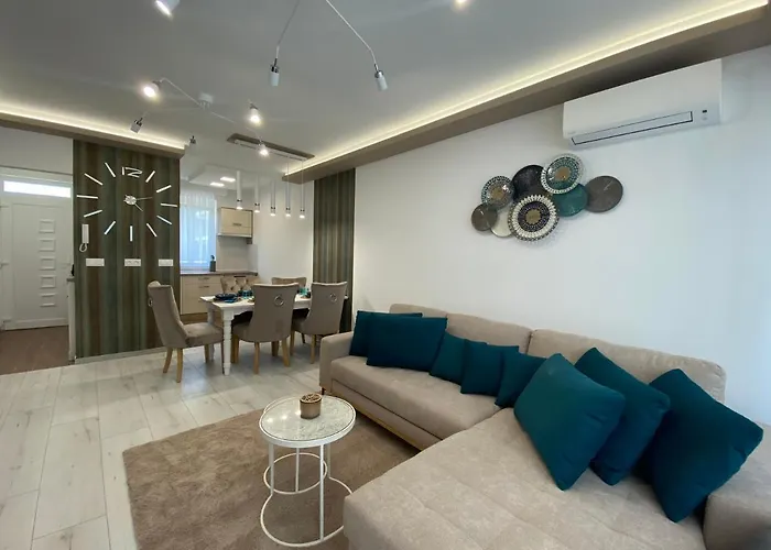 Sunshine Homes * Zamárdi