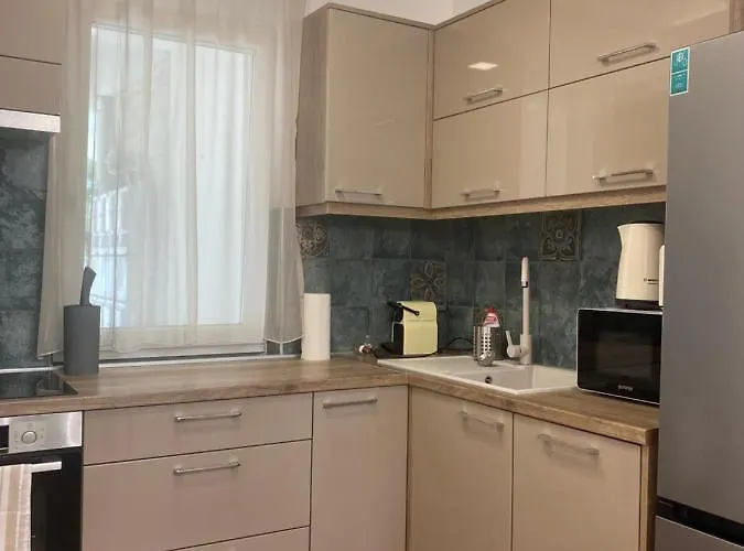 Sunshine Homes Zamárdi