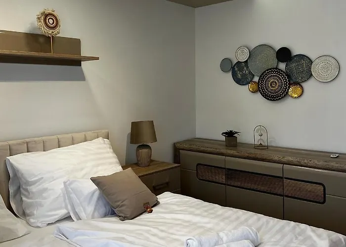 Sunshine Homes Appartamento Zamárdi