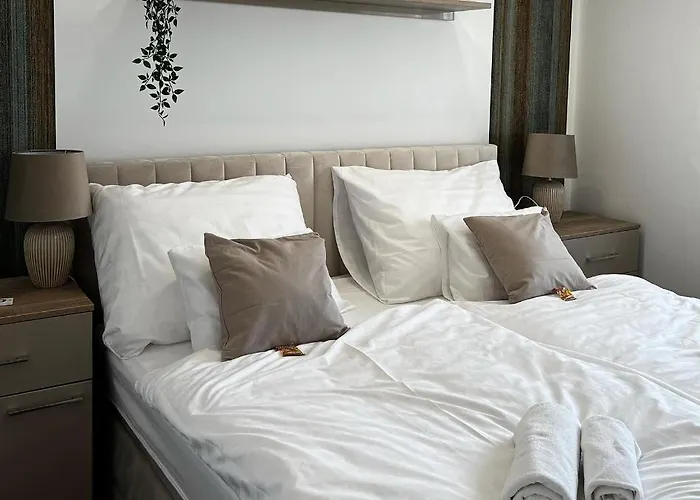 Sunshine Homes Zamárdi